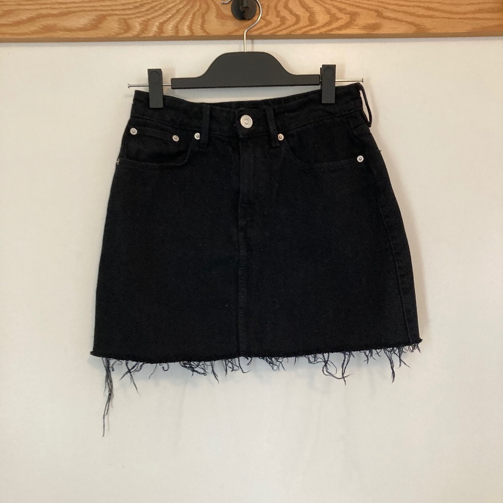 ZARA WOMENS BLACK JEAN SKIRT SIZE SMALL EXCELLENT CONDITION!!